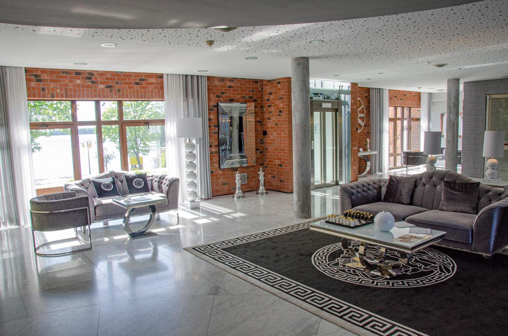 Willa Port Ostroda Bagian luar foto Interior of the hotel