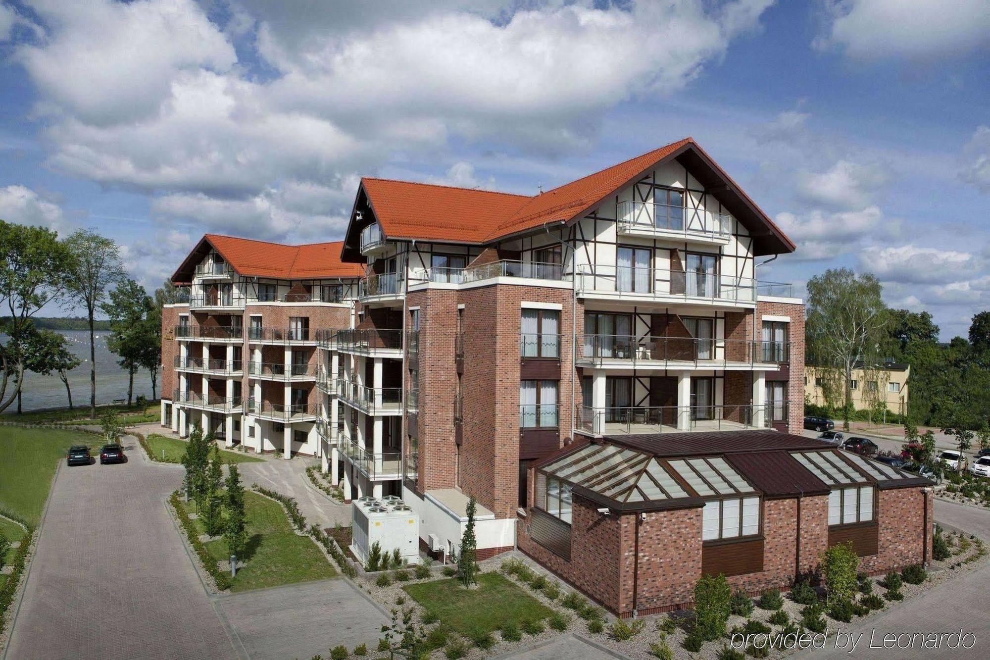 Willa Port Ostroda Bagian luar foto Residential complex in Nida